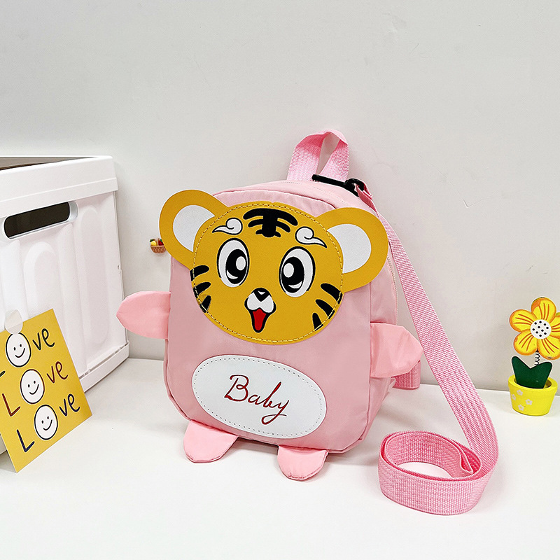 A cute cartoon tiger-shaped backpack for children to prevent getting lost, a lightweight and fashionable baby backpack, and a kindergarten schoolbag details Picture