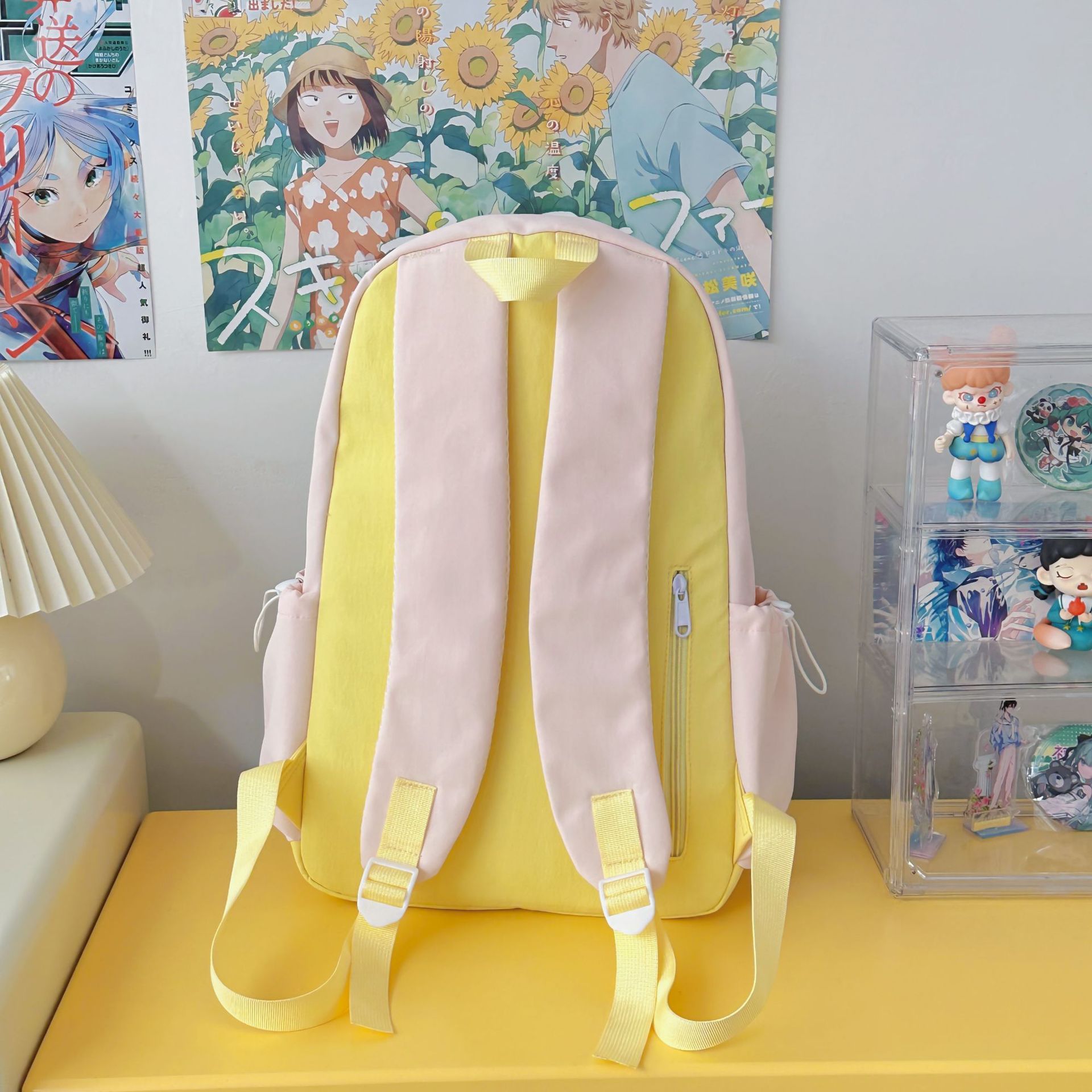 New high-appearation-level college style color-blocking backpack, a versatile large-capacity backpack for junior and senior high school students for casual, light and commuting Specification drawing