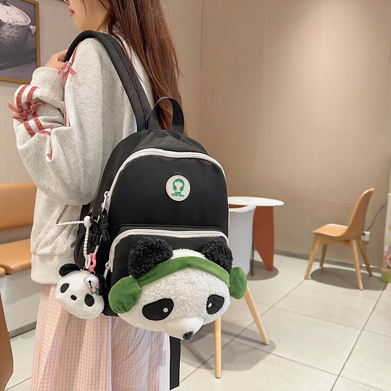 Lightweight and cute cartoon bag 2025 new style children's travel backpack, high appearance level, girlish heart and personality backpack full figure
