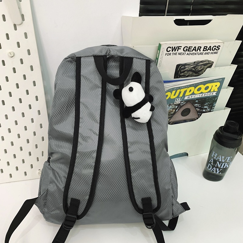 A new 2024 Japanese-style casual, versatile and lightweight travel backpack for men, a large-capacity schoolbag for students and women Specification drawing