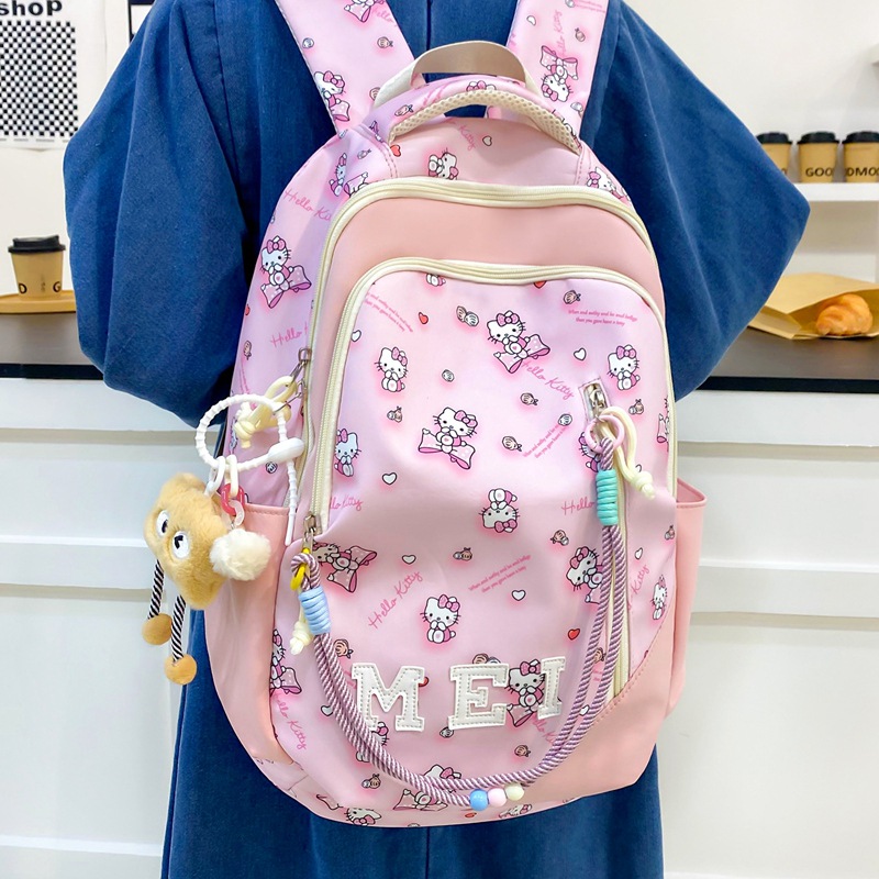 The 2025 new high-appearance-level schoolbag for junior and senior high school students features a niche, large-capacity backpack that is versatile and casual full figure