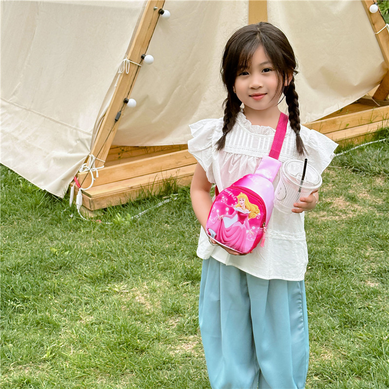 New children's chest bag, fashionable men's and girls' casual crossbody bag, cartoon cute change single-shoulder chest bag details Picture