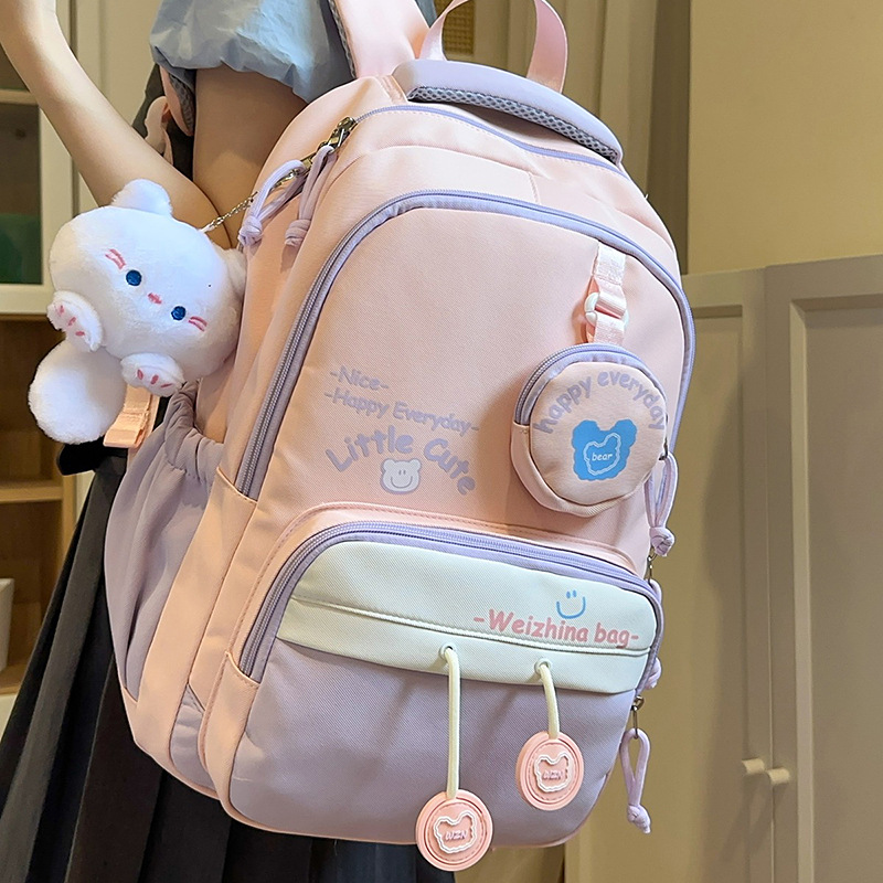 A new high-appeal, fresh and college-style ins backpack for junior and senior high school students, featuring a casual, simple, lightweight and large-capacity backpack details Picture