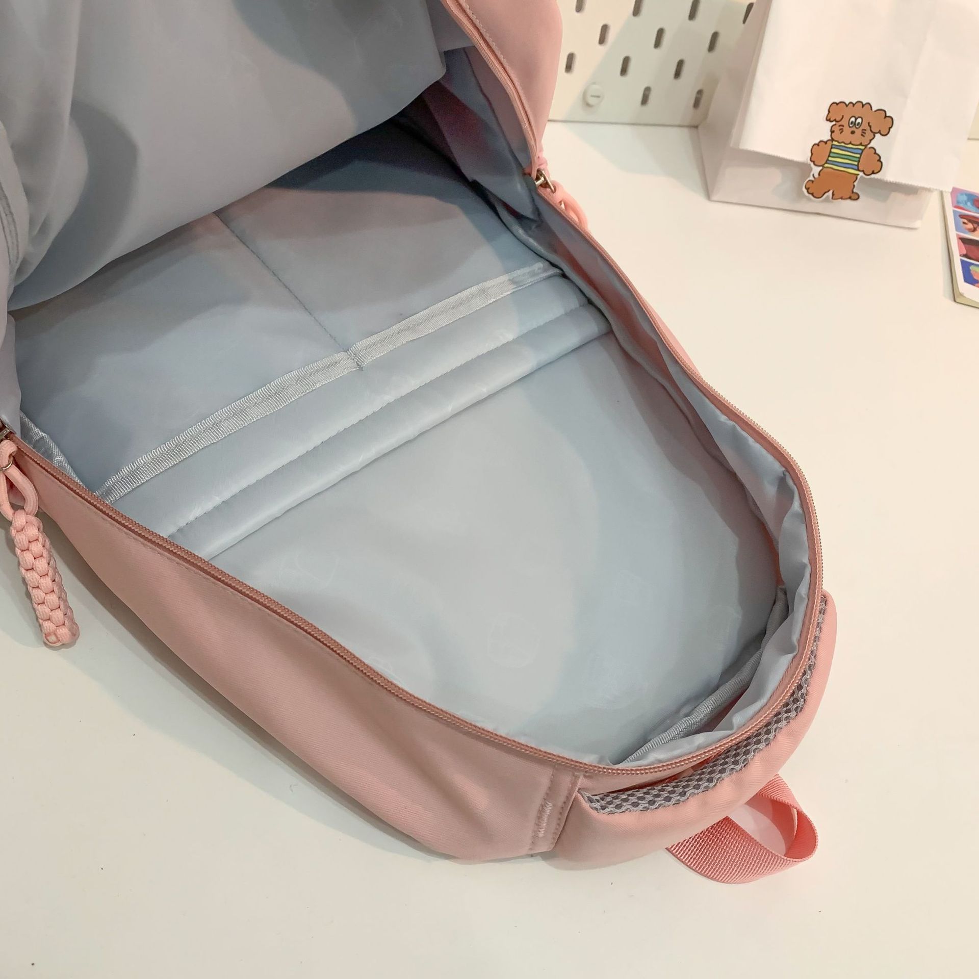This Korean-style, fresh and cute backpack has a large capacity and a high level of appearance. It's an ins pink and tender backpack with a girlish heart for traveling and shopping Application Scenario