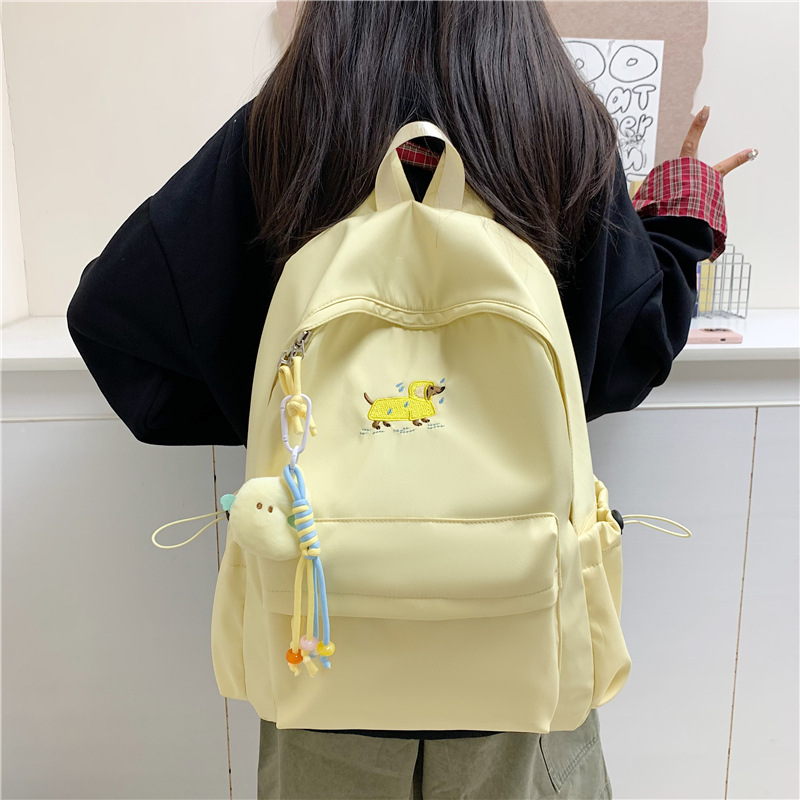 A new Japanese-style ins fresh and sweet candy-colored backpack for junior and senior high school students with a large capacity for light travel details Picture