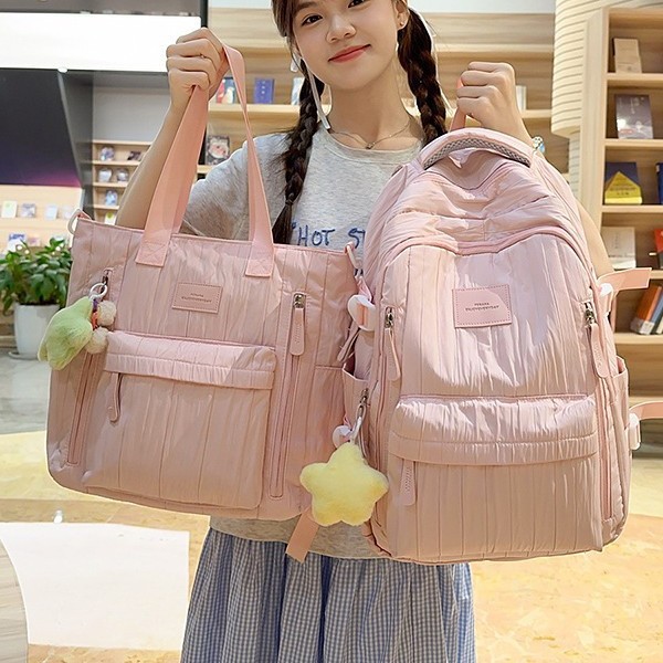 A new high-appearance-level Japanese ins fresh and sweet macaron-colored backpack, a lightweight travel backpack for junior and senior high school students full figure