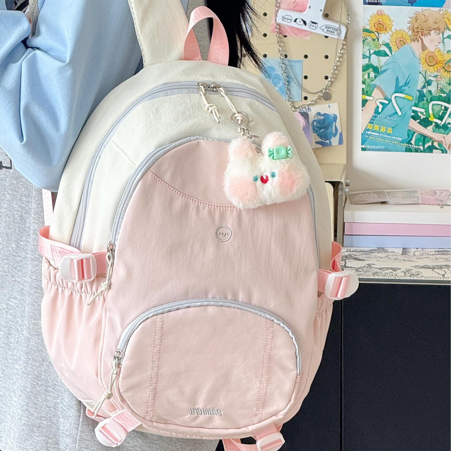 2025 New lightweight travel backpack, casual ins color-blocking backpack, versatile and sweet schoolbag for college students' commuting full figure