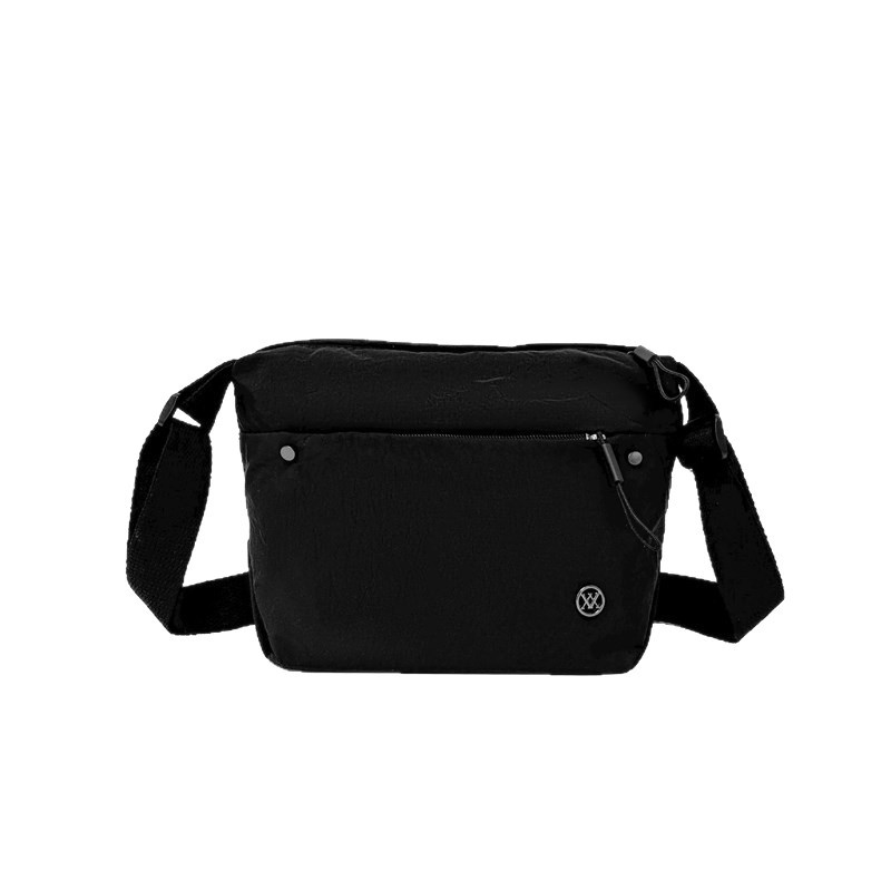 A new, stylish, portable and lightweight single-shoulder backpack for commuting and mountaineering, a simple and versatile crossbody bag for both men and women Item Picture