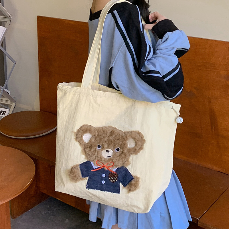 Cute embroidered artistic single-shoulder bag, 2025 summer new Tote bag, women's laid-back style, large capacity commuting cloth bag full figure