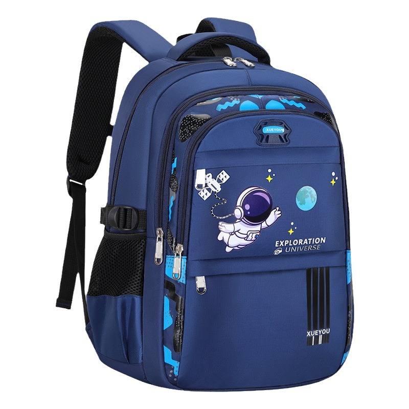 The new Astronaut primary school backpack features a large capacity, is lightweight, supports the spine and reduces the burden. It is a backpack for boys in grades 1 to 6 Item Picture