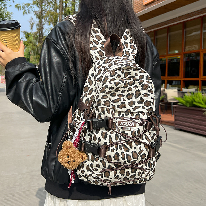 Trendy InS-style leopard print schoolbag for autumn and winter, sweet and cool girl street style backpack, college student class backpack details Picture