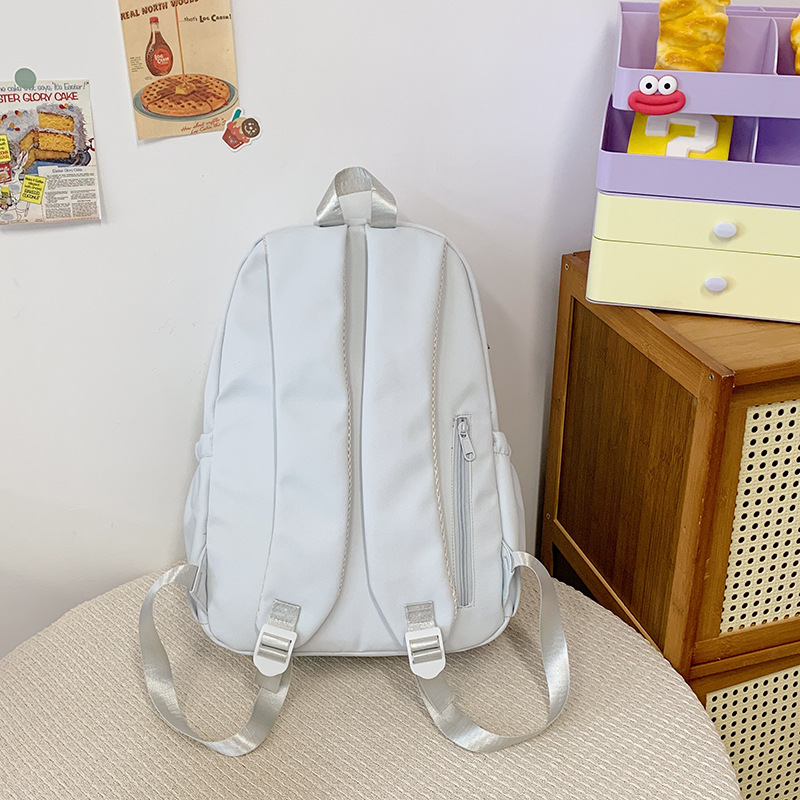 A new high-appearance-level, fresh and cute schoolbag with a college style, suitable for both junior and senior high school students for commuting, and a large-capacity backpack Specification drawing
