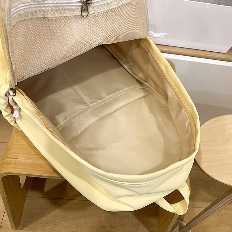 2025 New Japanese-style, fresh and casual schoolbag for junior and senior high school students, simple and versatile backpack, ins lightweight backpack Application Scenario