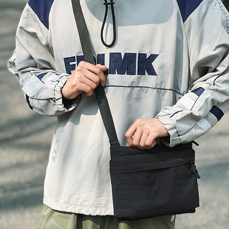 Women's casual bag 2025 Spring/Summer New versatile ins single-shoulder crossbody bag. This year, small square women's bags are in vogue full figure