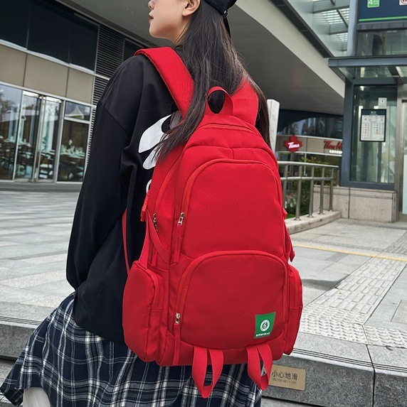 Men's outdoor hiking and mountaineering bag, lightweight and casual travel bag, large-capacity sports trendy brand backpack, student schoolbag for women full figure