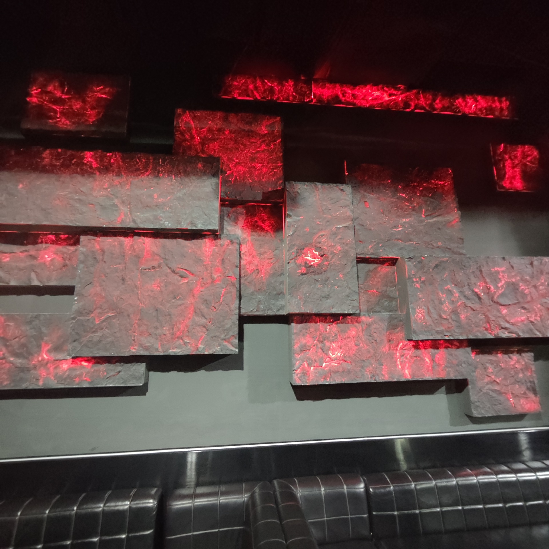 frp volcanic light-transmitting board, luminous volcanic rock board, flexible stone, Mars rock light-transmitting board, light-transmitting background wall material details Picture