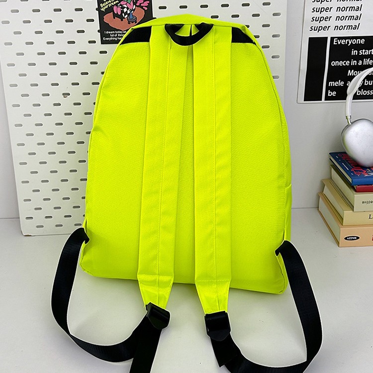 New high-appeartion-level solid-color backpack for couples, casual, simple, lightweight, commuting, fashionable and versatile, large-capacity backpack Specification drawing