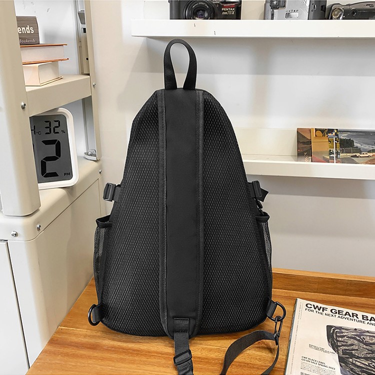 New large-capacity schoolbag, casual and versatile single-shoulder bag, simple crossbody bag, sports chest bag, and lightweight commuting casual bag Specification drawing