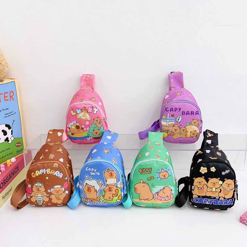 Wholesale of 2025 new fashionable and individualistic street travel storage bags, children's bags, casual and niche single-shoulder crossbody bags full figure
