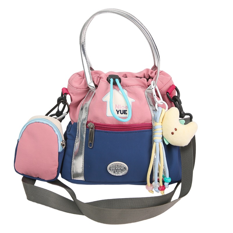 A new high-appeal, retro and cute, color-blocking bucket bag from Korean Instagram, a lightweight, drawstring crossbody bag for women Item Picture