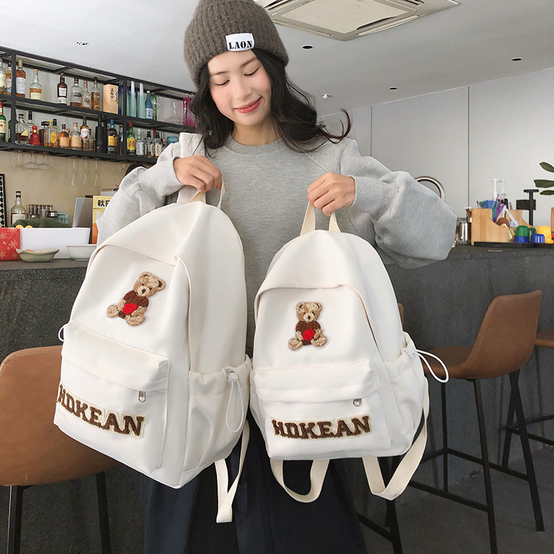 Korean-style travel bear backpack, American-style new casual large-capacity versatile backpack, cute and fashionable student schoolbag full figure