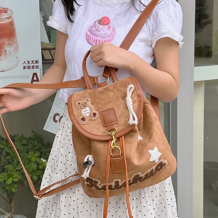 Retro bear backpack for girls, design sense, niche travel small backpack, high-end feel, mini commuting backpack for girls details Picture