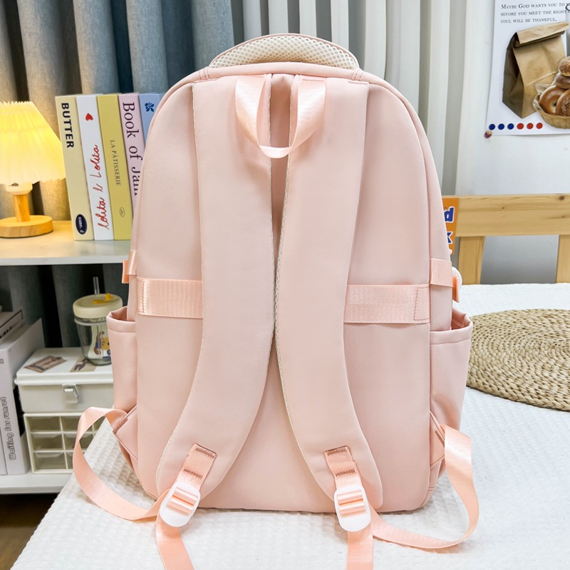 A new Japanese-style Instagram backpack with a high level of appearance, featuring a fresh and sweet school style and color-blocking patchwork. It is a backpack for junior and senior high school students Specification drawing