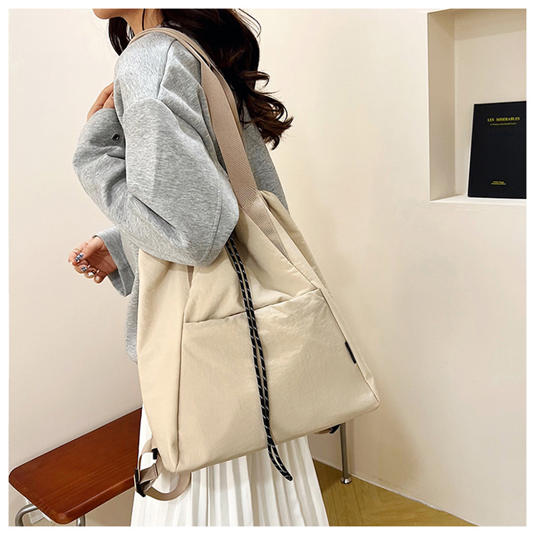 New drawstring backpack with a drawstring for underarm commuting and fitness, large-capacity single-shoulder bag, and versatile handbag for casual sports full figure