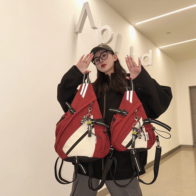 Cool and trendy multi-functional large-capacity chest bag, men's sports cycling single-shoulder bag, workwear-style couple's lightweight backpack details Picture