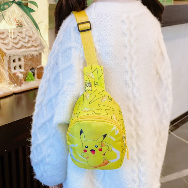 The 2025 new children's chest bag, cute cartoon, fashionable coin purse, crossbody bag for boys and girls, and the trend of small backpacks for kindergartens Application Scenario
