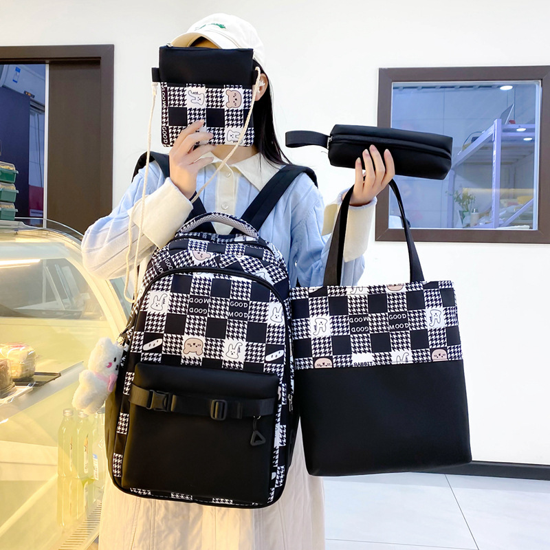 New, fresh and cute checkered backpack, cartoon bear, fashionable color-blocked girls' backpack, junior high school students' schoolbag Specification drawing