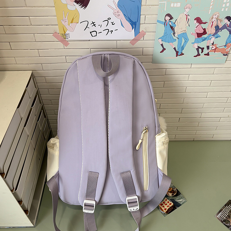 A new high-appeal color-blocking backpack for junior and senior high school students, featuring a casual, simple, lightweight and versatile design for commuting with a large capacity Specification drawing