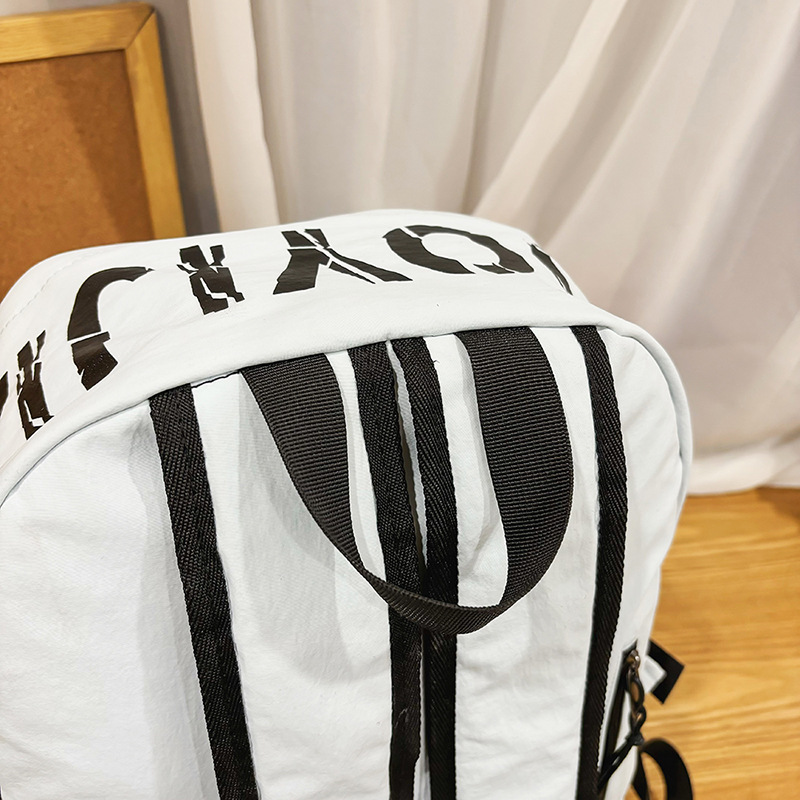 A new high-appeal, fresh and sweet macaron-colored backpack from Korean Instagram, a lightweight and large-capacity backpack for high school students Specification drawing