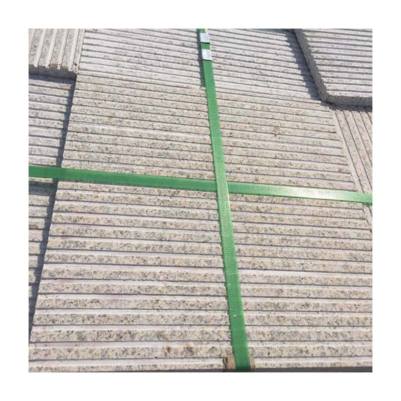 The floor paving stone slabs in the corridor are made of Shandong stone. The indoor steps are smooth, with sesame grey long slabs of granite and grooved stone slabs Item Picture