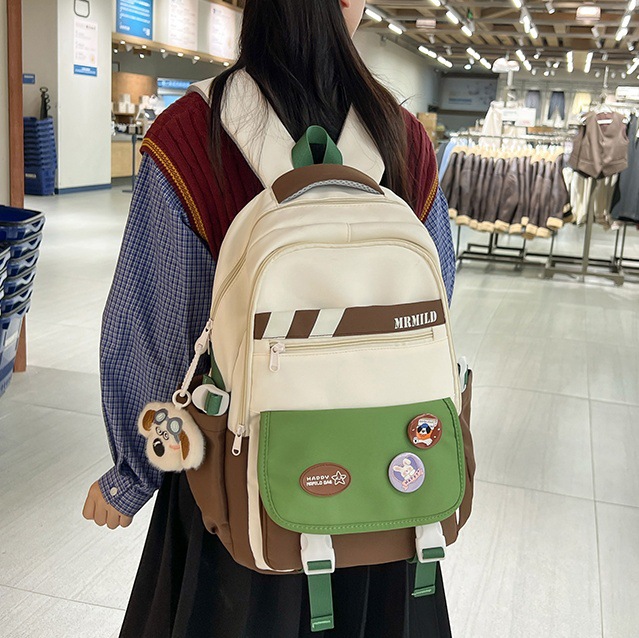 High-appearance-level, niche color-blocking schoolbag for junior high school girls and senior high school students, large-capacity Korean version of the ins school style backpack full figure