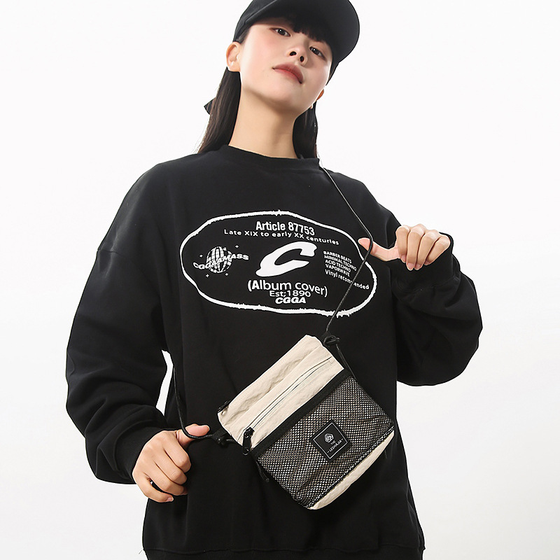 Lightweight mountain-style outdoor mini bag, trendy Japanese single-shoulder crossbody bag, men's versatile camping ID and mobile phone case details Picture