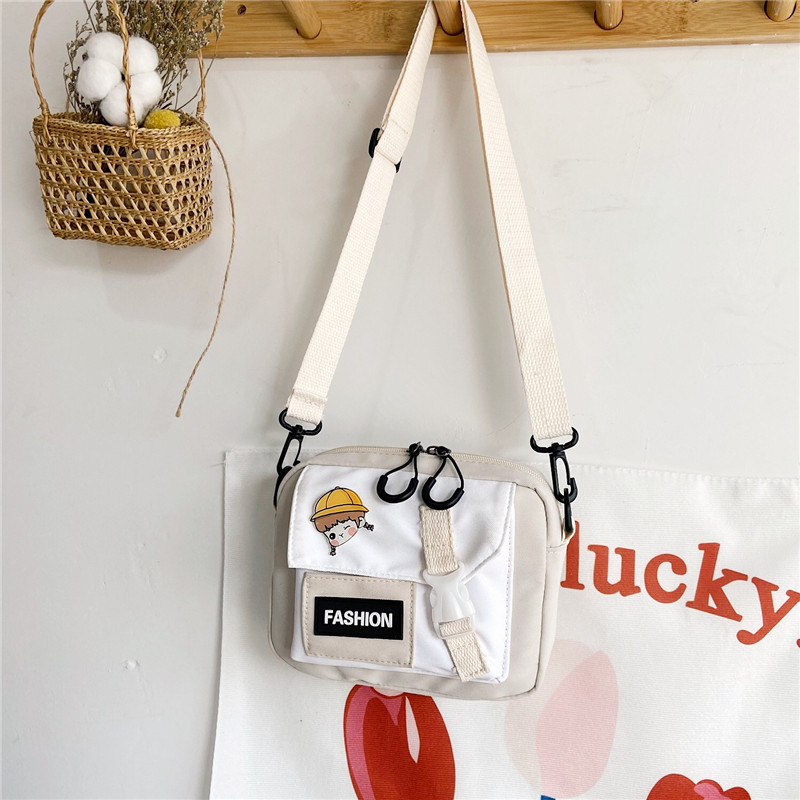 Japanese ins nylon bag for women 2025 new style, trendy, fashionable and artistic small square bag, cute student single-shoulder crossbody bag details Picture