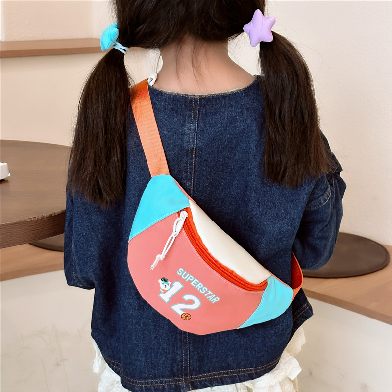 Cartoon children's chest bag, large capacity, light and portable, color-blocking waist bag 2024, personalized printed children's clothing matching storage bag Application Scenario