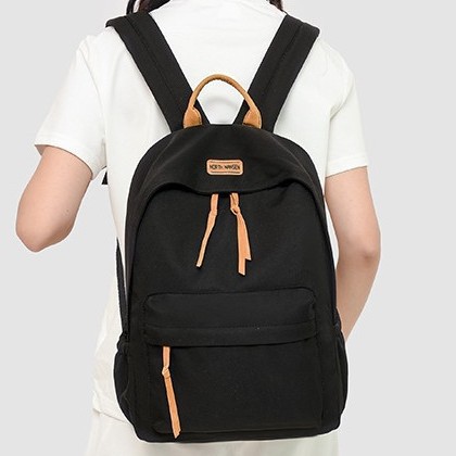 The new forest-style ins high-appearance-level fresh, sweet, dirt-resistant backpack is a student casual, simple and large-capacity backpack full figure