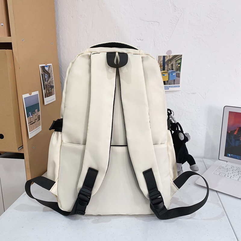 Japanese-style workwear-style schoolbag for girls, Korean-style high school and junior high school students, cool large-capacity solid-color backpack, travel backpack for men Application Scenario