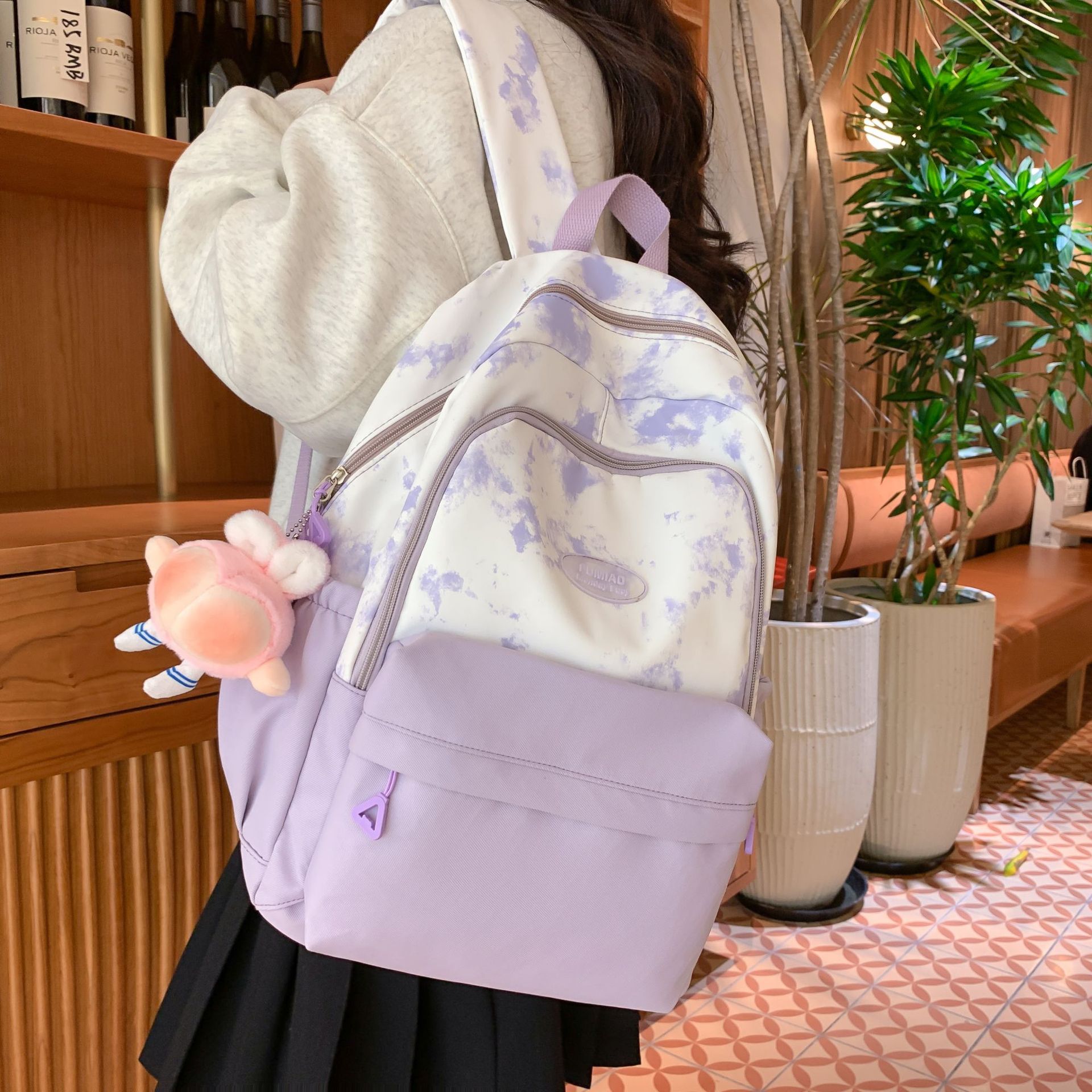 Wide-shoulder strap schoolbag for girls, Korean style Instagram color-blocking and splicing, large-capacity fresh and cute backpack for junior high school students, primary school students details Picture