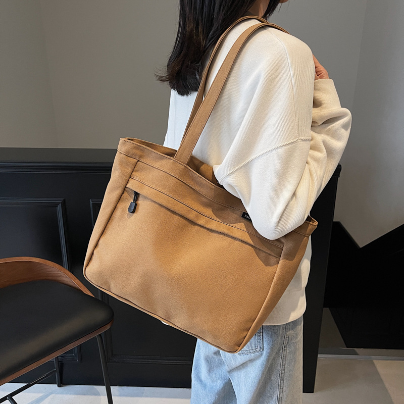 Tote Bag Spring New Style large-capacity simple single-shoulder armpit bag, laid-back student single-shoulder bag, versatile commuting bag details Picture