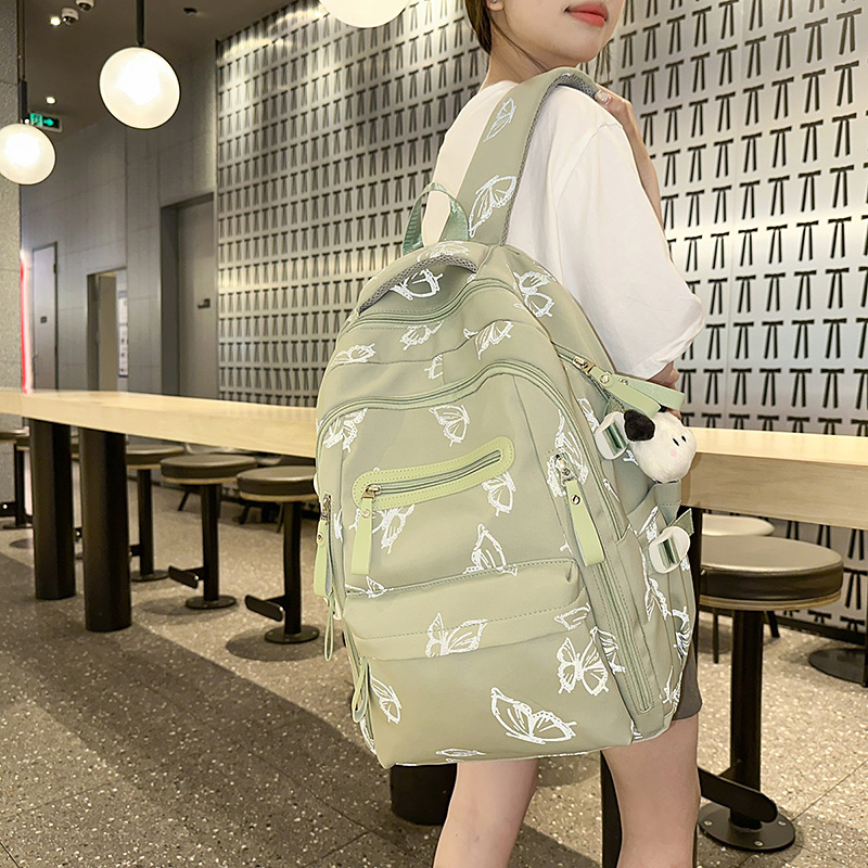 New Chinese-style schoolbag with butterfly print for girls, versatile backpack, light and refreshing travel backpack for junior high school students full figure