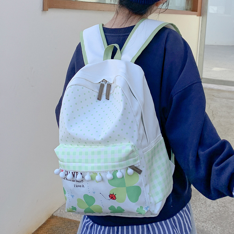 2025 Japanese-style cute backpacks for girls, fresh and versatile college student schoolbags, Korean-style computer bags, and commuting backpacks full figure