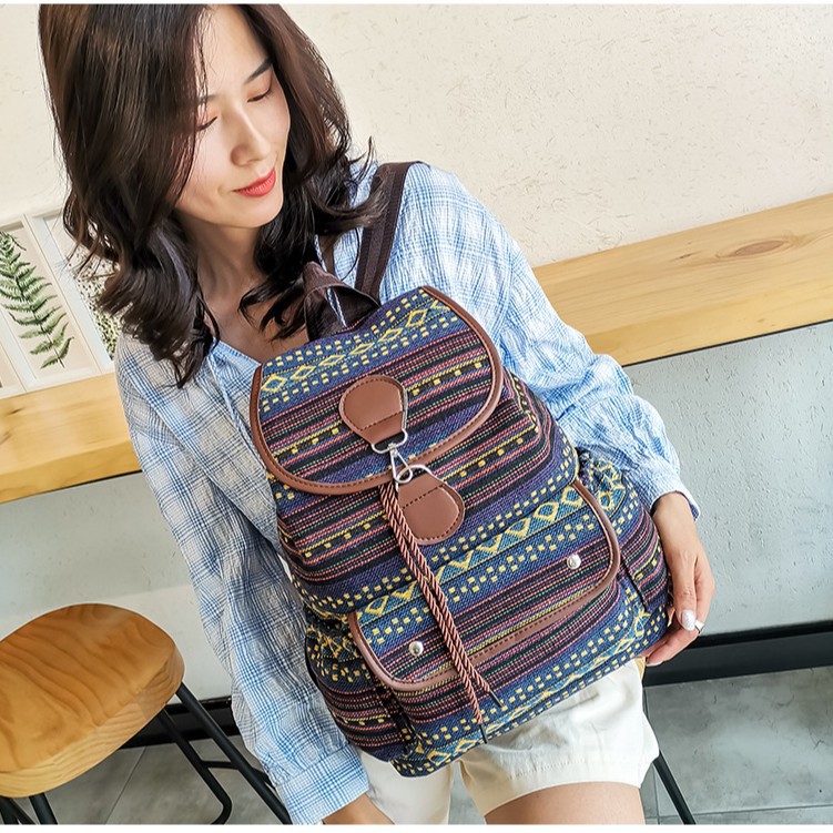 Ethnic-style backpacks are versatile, retro college style student schoolbags, outdoor travel bags, and casual large-capacity fashionable bags full figure