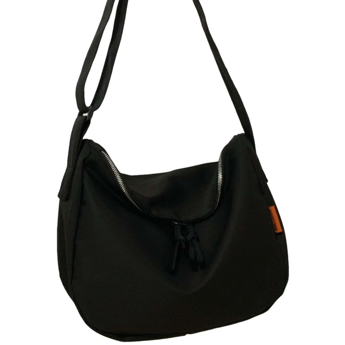 A Japanese InS-style casual and versatile crossbody bag for female college students commuting to class in a simple and artistic solid color tote bag Item Picture