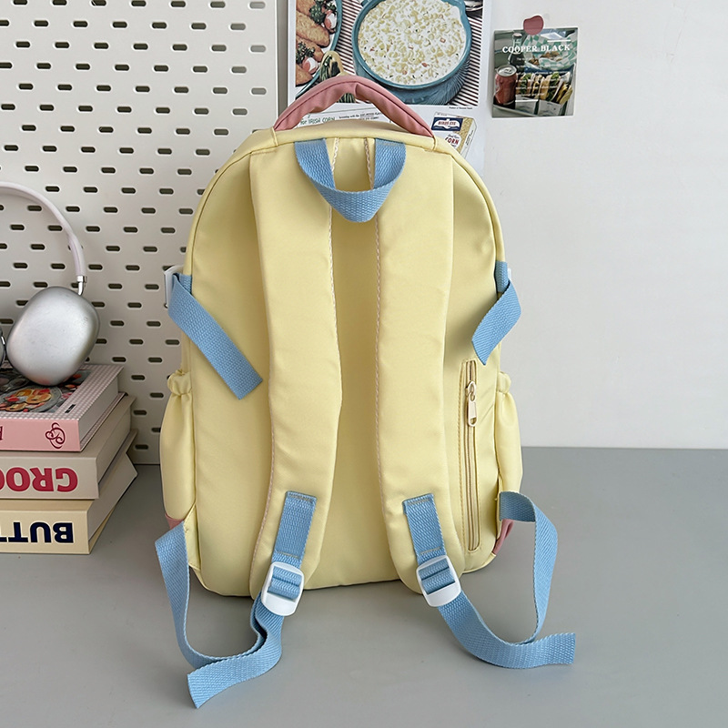 Japanese-style InS-style soft and cute girl backpack, trendy graffiti casual primary school light and fresh small schoolbag Specification drawing