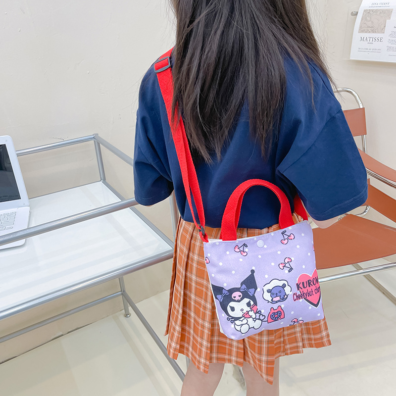 Children's bags, stylish and fashionable handbags for boys and girls, trendy cartoon canvas bags, cute and casual hand-held bags for going out Application Scenario
