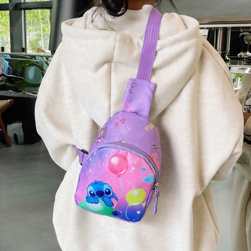 2024 Winter new children's bags: Korean cartoon cute little boy chest bag, girl princess crossbody single-shoulder bag Application Scenario