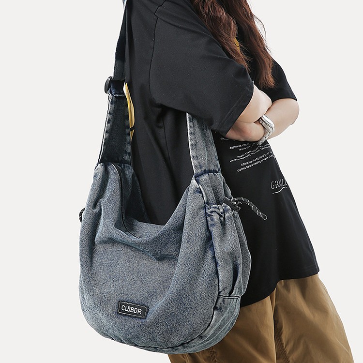 Hong Kong trend brand Harajuku ins high-end retro bag, underarm bag, versatile denim for women, outdoor shopping crossbody bag full figure